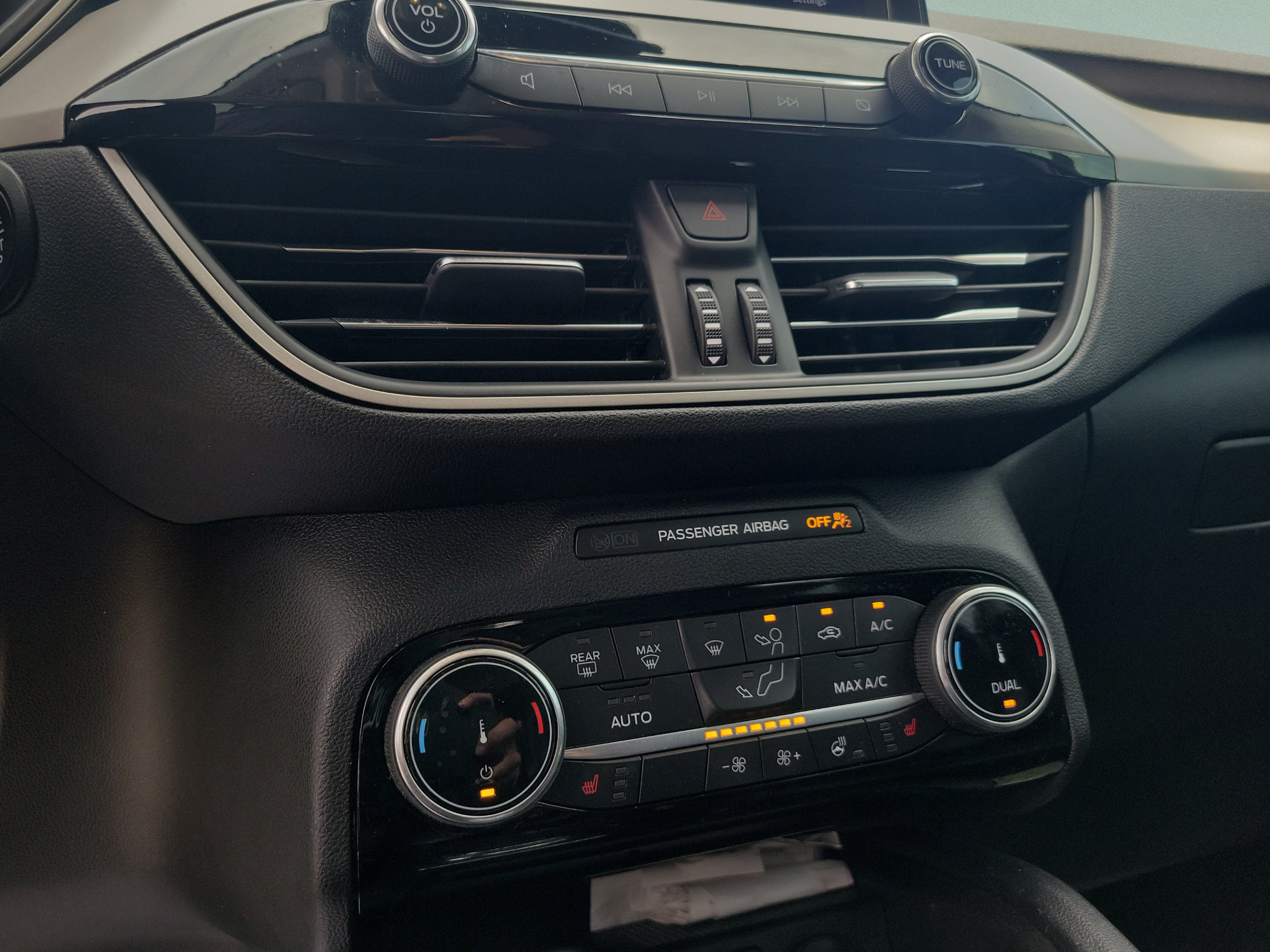 Used 2022 Ford Escape SEL FWD image 22