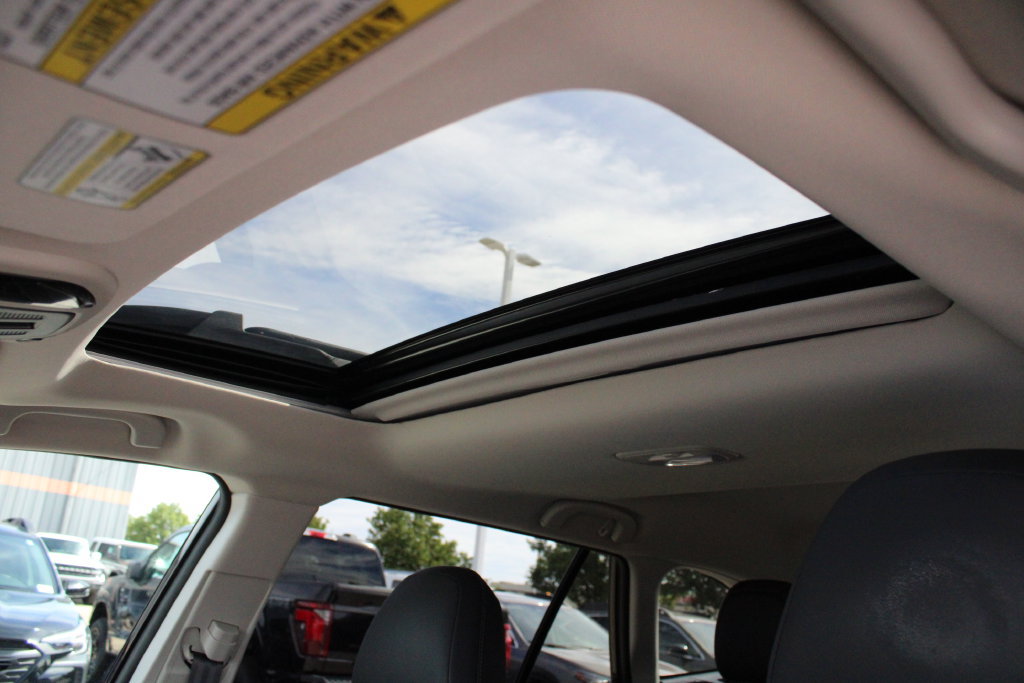 Used 2024 Subaru Outback Limited AWD/4WD image 6