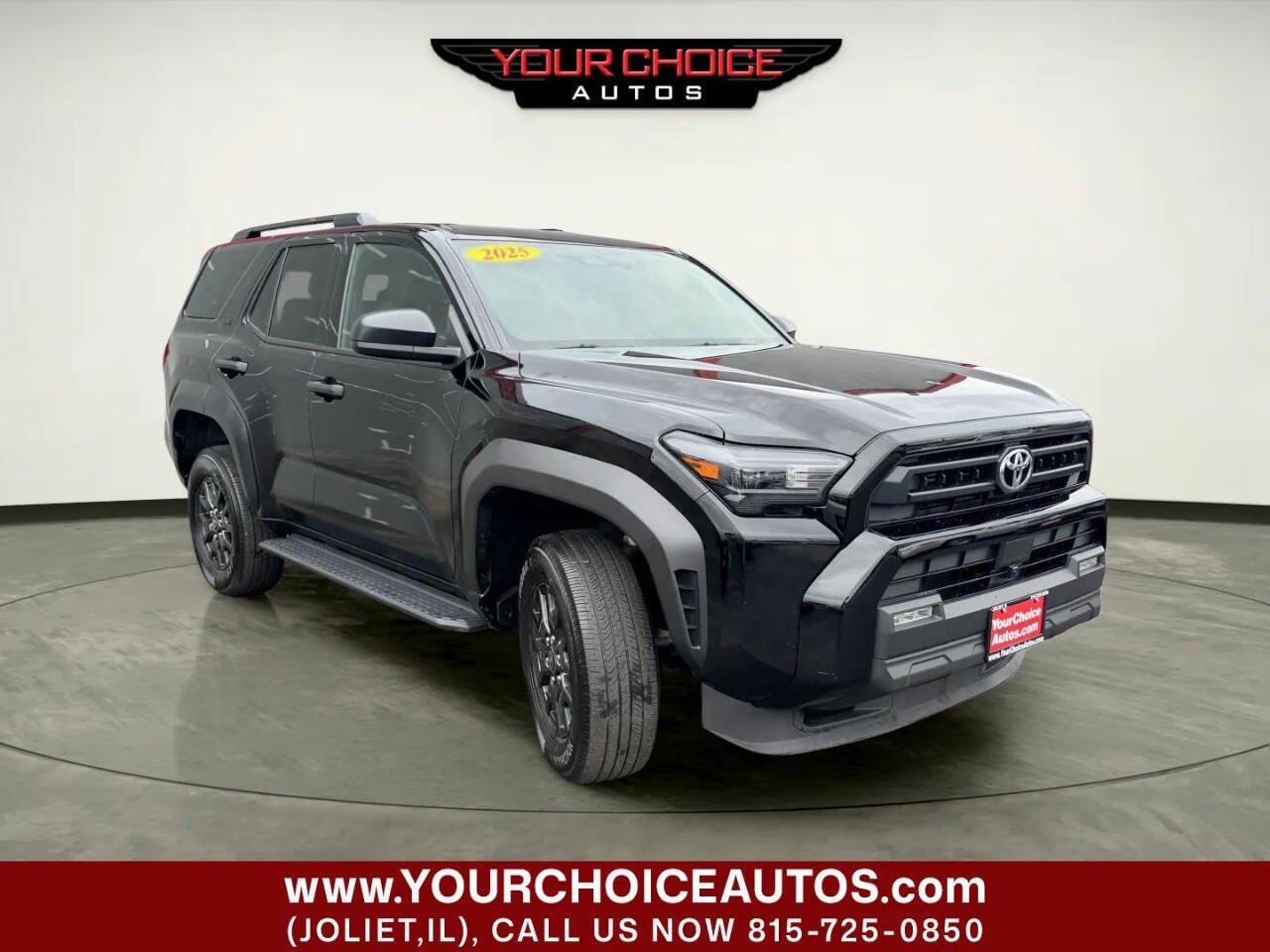 Used 2025 Toyota 4Runner SR5 AWD/4WD image 9