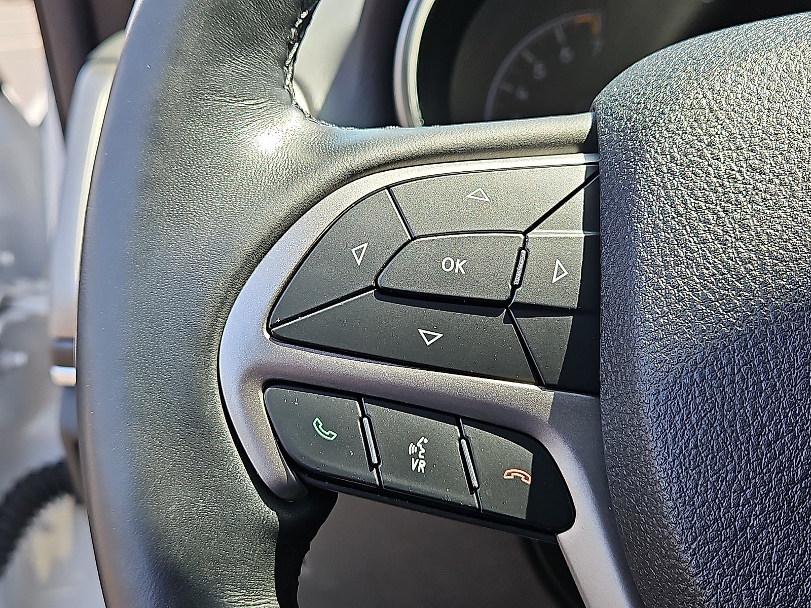 Used 2018 Jeep Grand Cherokee Limited AWD/4WD image 23