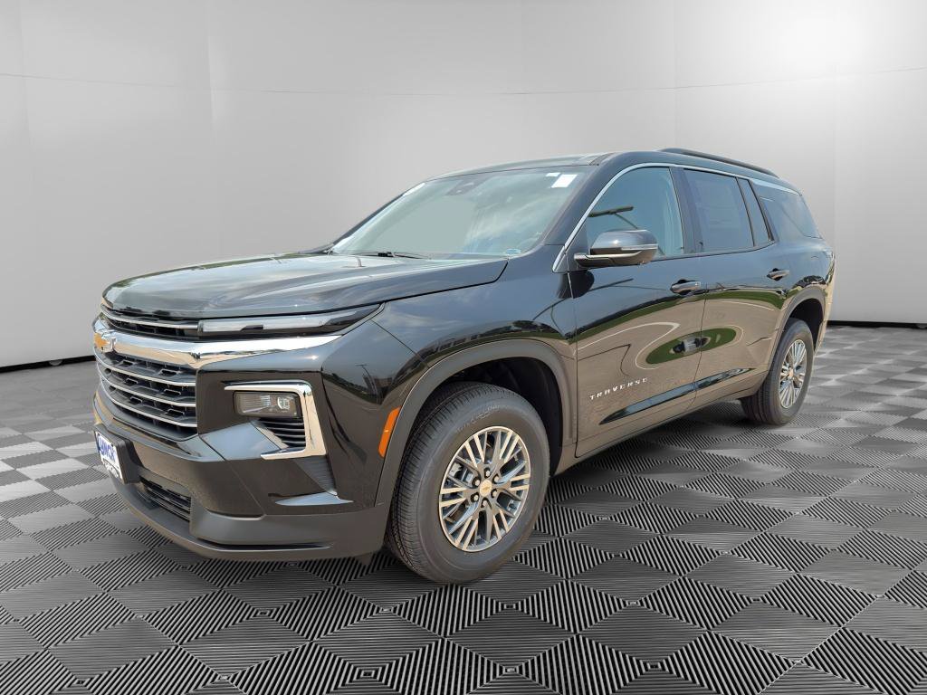 New 2026 Chevrolet Traverse LT w/ Driver Confidence Package FWD image 1