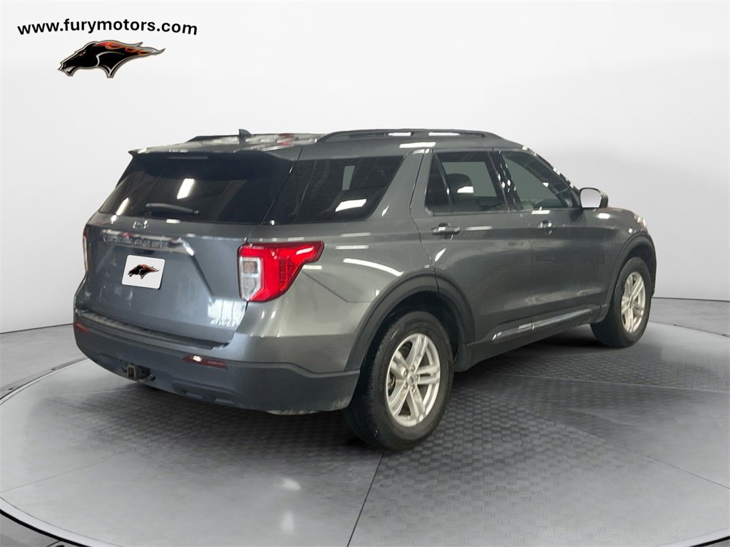 Used 2022 Ford Explorer XLT w/ Class IV Trailer Tow Package image 3
