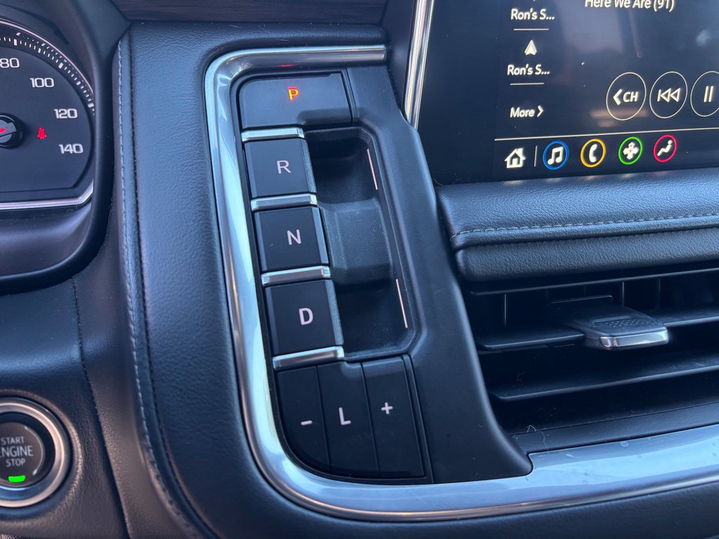 Used 2021 Chevrolet Suburban Z71 AWD/4WD image 39
