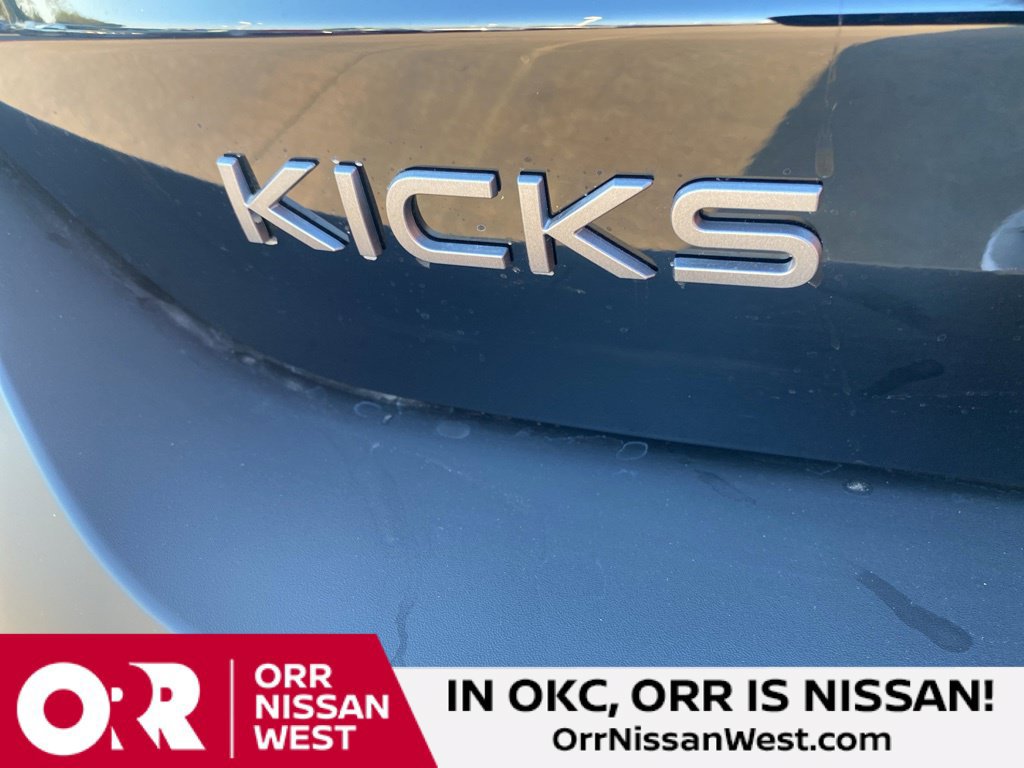 New 2026 Nissan Kicks SR w/ Cold Weather Package AWD/4WD image 10