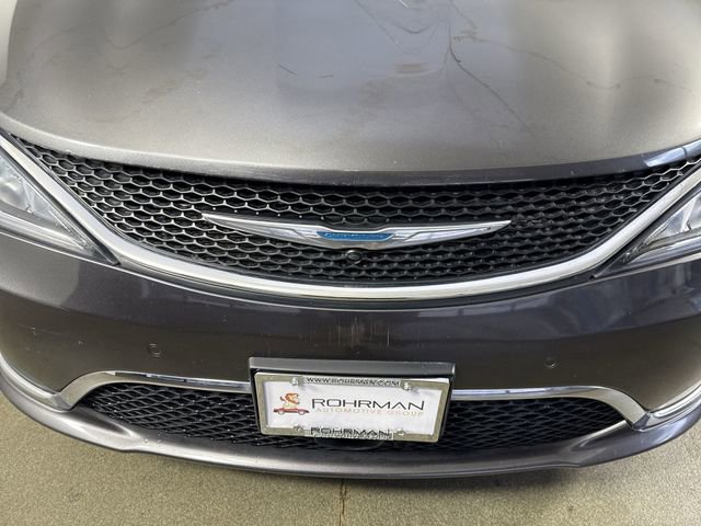 Used 2020 Chrysler Pacifica Limited w/ Advanced Safetytec Group FWD image 27