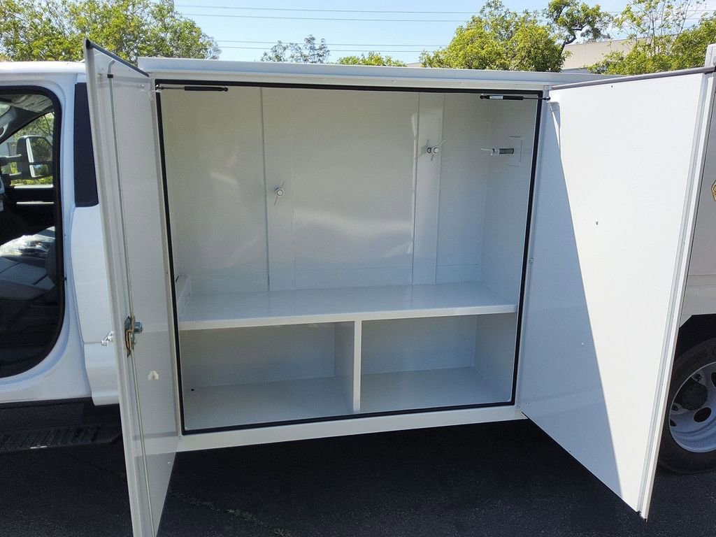 New 2025 Ford F550 2WD Regular Cab Super Duty image 20