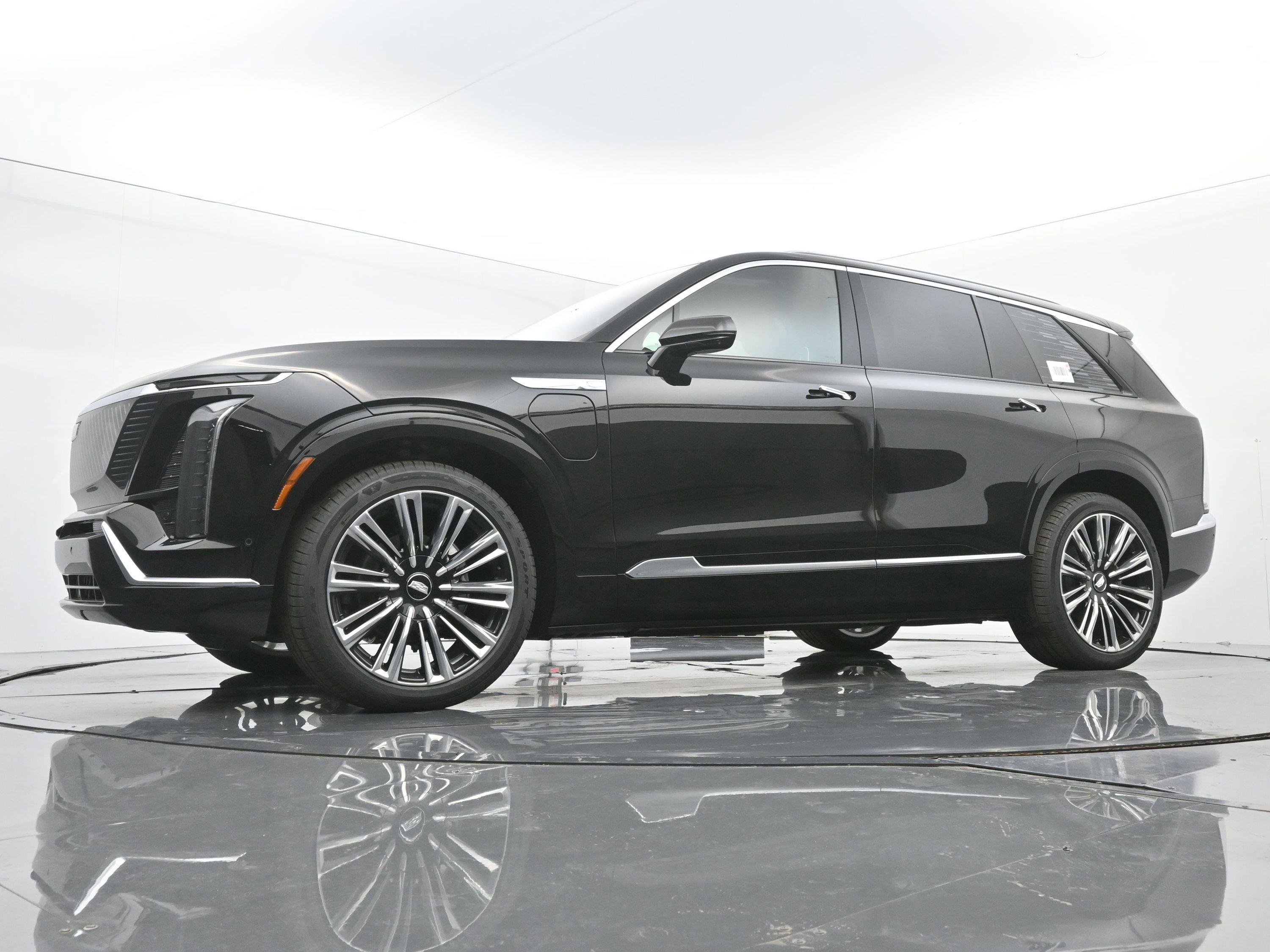 New 2026 Cadillac Vistiq Premium Luxury w/ LPO, Floor Liner Package image 16