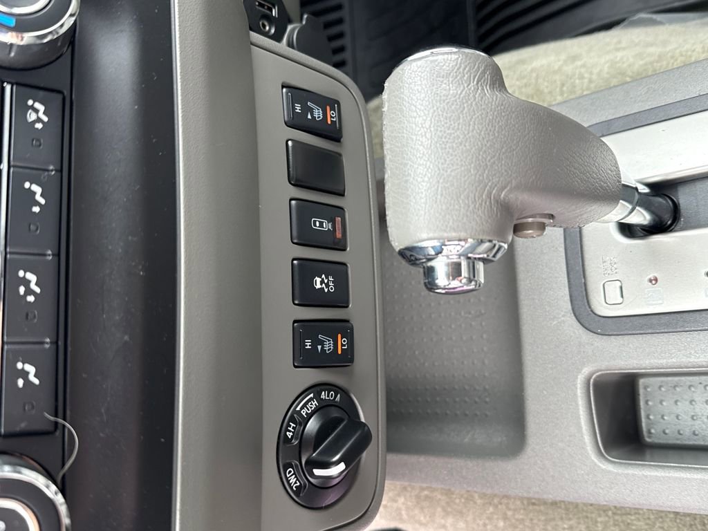 Used 2017 Nissan Frontier SV w/ SV Value Truck Package image 19