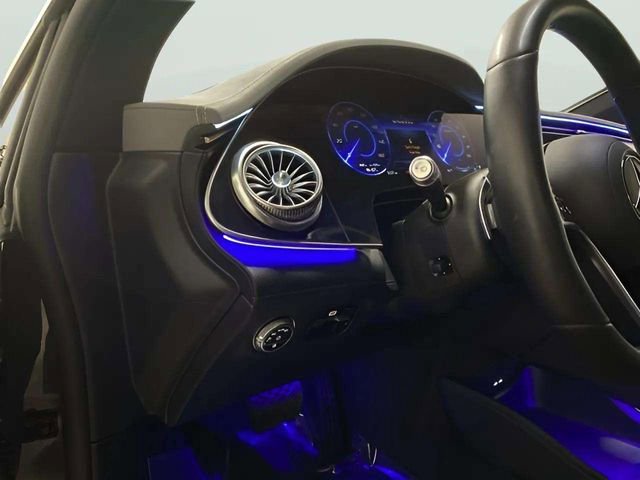 Used 2023 Mercedes-Benz EQS 580 4MATIC Sedan image 31