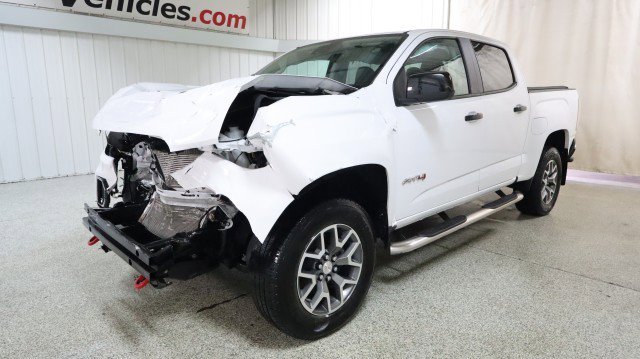 Used 2022 GMC Canyon AT4 w/ Driver Alert Package image 2