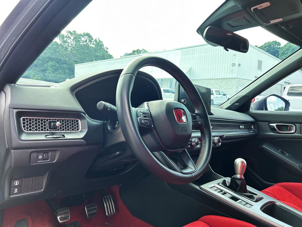 Used 2023 Honda Civic Type R image 9