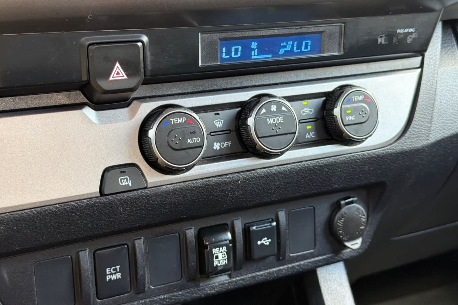 Used 2021 Toyota Tacoma SR5 RWD image 20