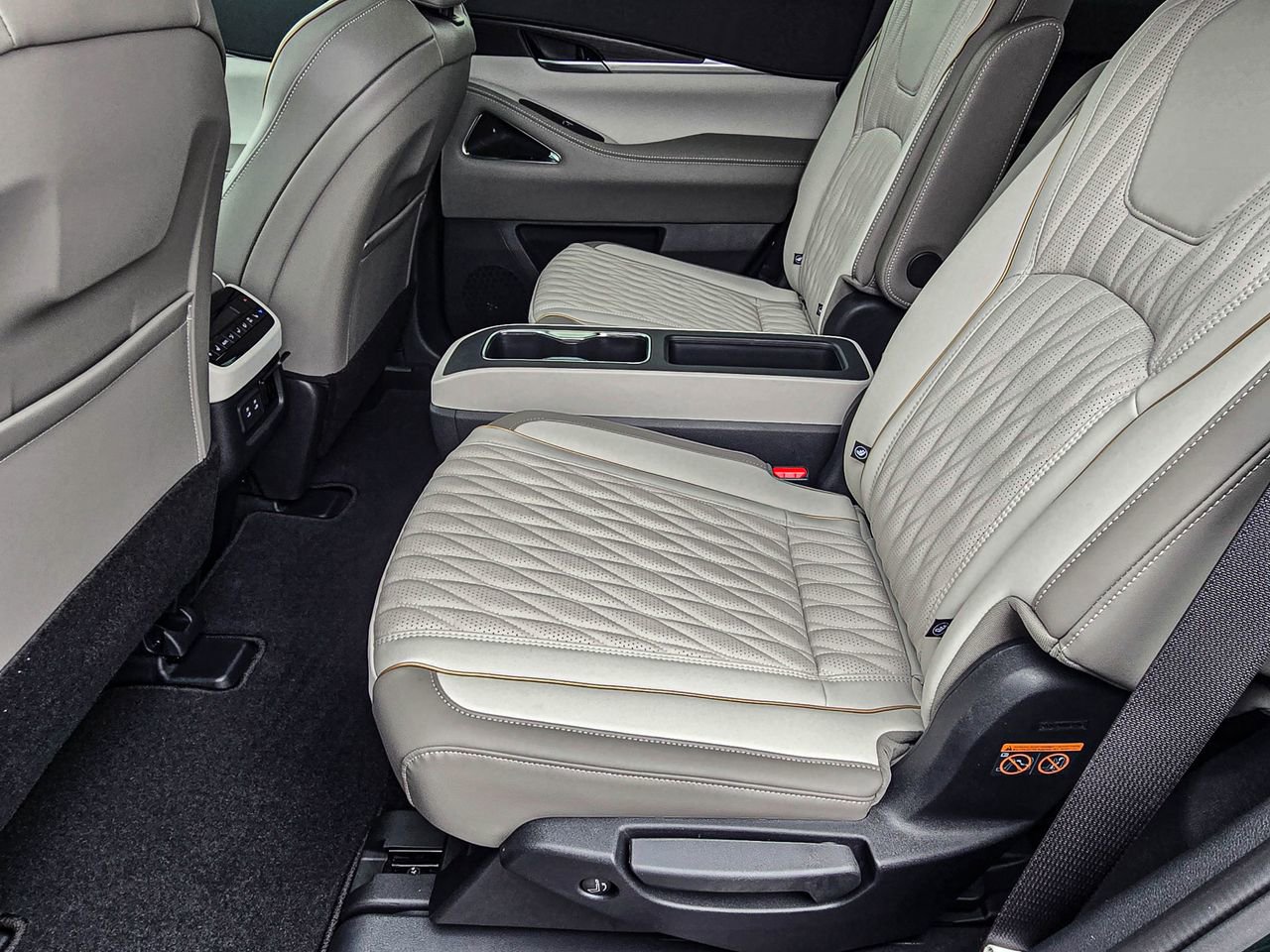 New 2026 INFINITI QX60 Autograph image 39