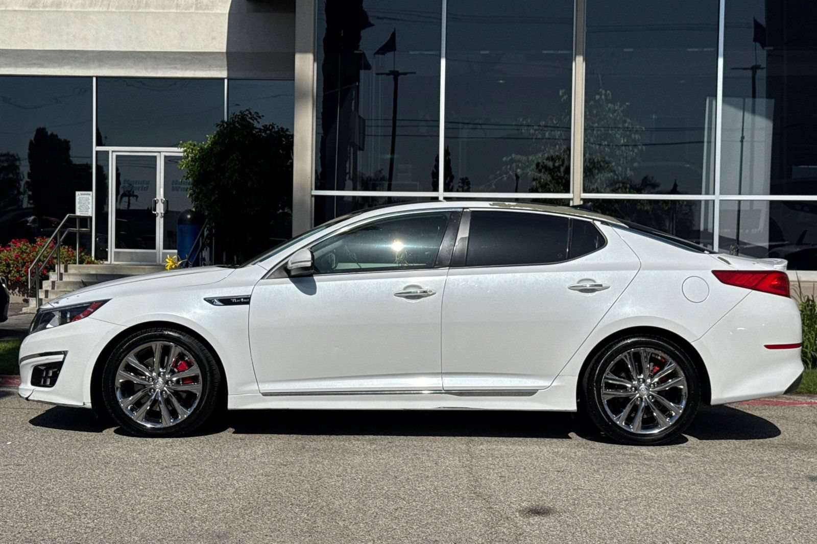 Used 2015 Kia Optima SX FWD image 7