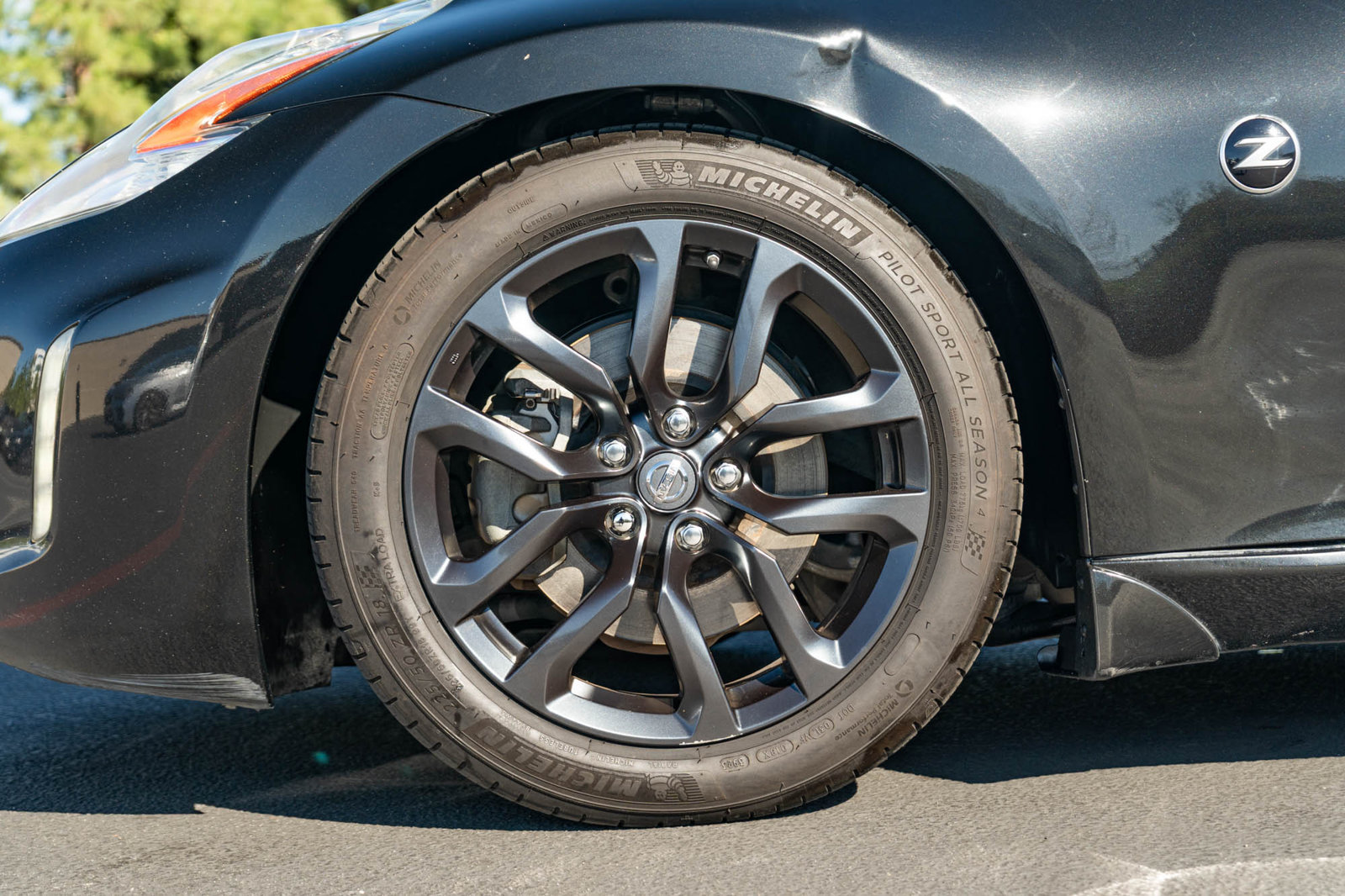 Used 2017 Nissan 370Z Coupe RWD image 5