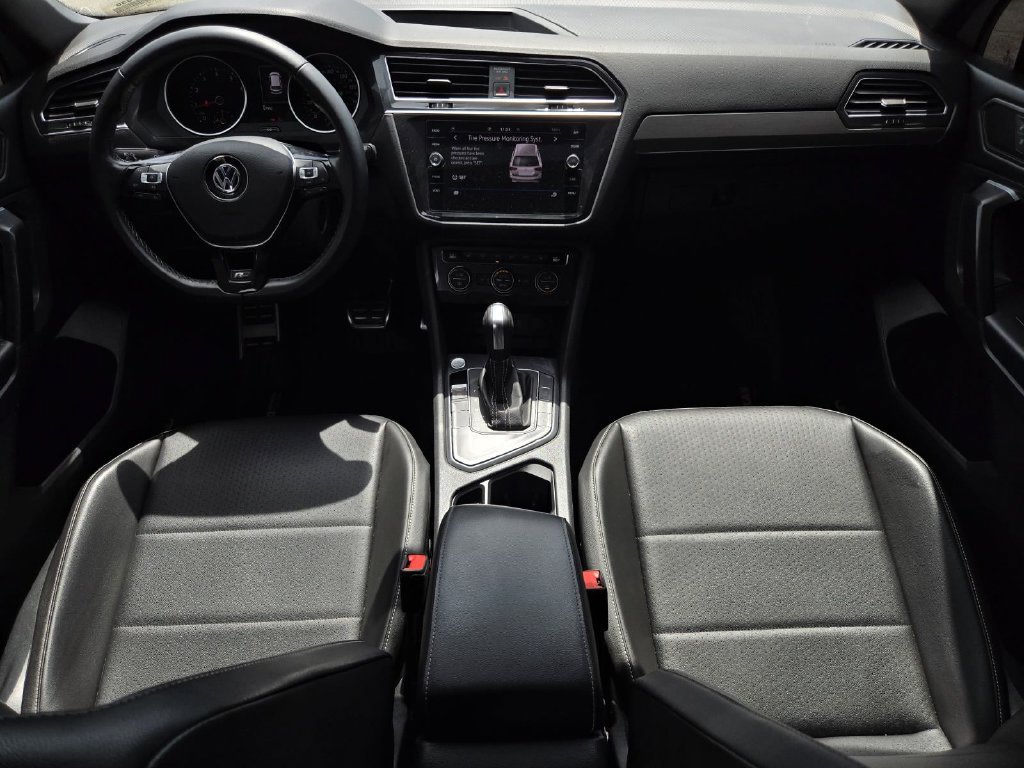 Used 2021 Volkswagen Tiguan SE R-Line FWD image 15
