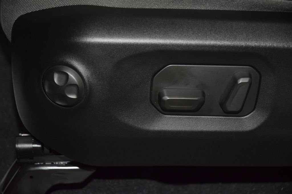 Used 2026 Jeep Gladiator Mojave AWD/4WD image 46