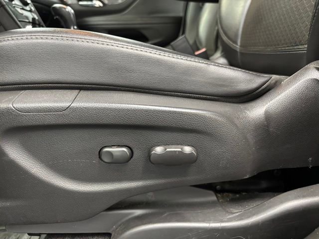 Used 2020 Buick Encore Sport Touring w/ Safety Package FWD image 7