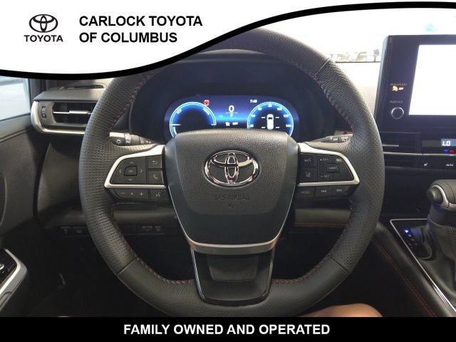 Used 2025 Toyota Sienna XSE w/ XSE Plus Package AWD/4WD image 24