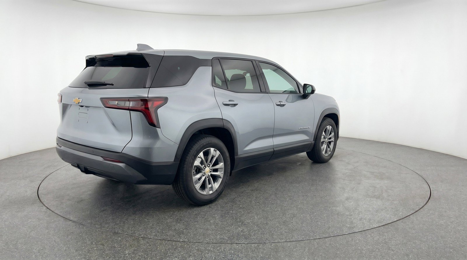 Used 2025 Chevrolet Equinox LT FWD image 9