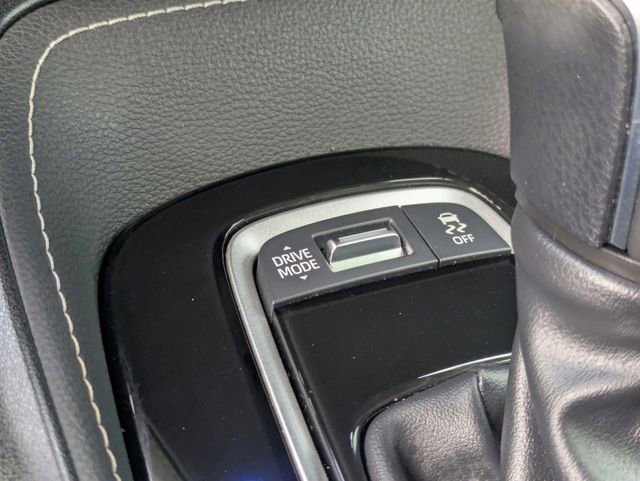 Used 2025 Toyota Corolla SE w/ SE Package image 16