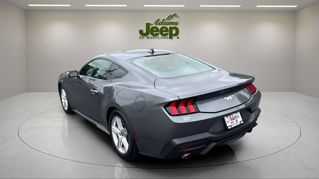 Used 2026 Ford Mustang Coupe RWD image 10