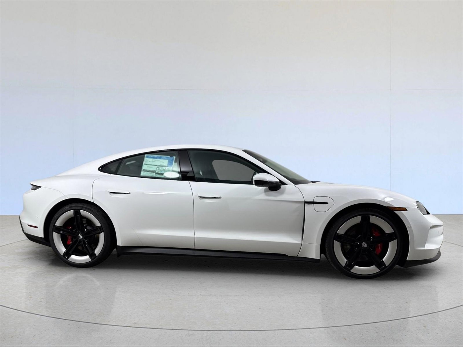 Used 2025 Porsche Taycan 4S image 9