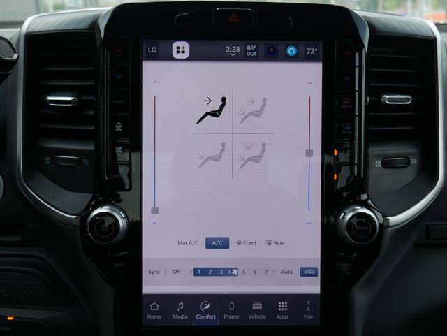 Used 2025 RAM 2500 Big Horn AWD/4WD image 19