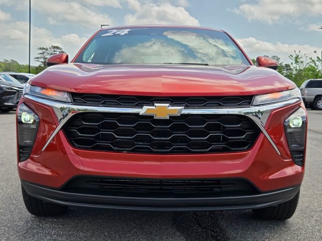 Used 2024 Chevrolet Trax LS w/ LS Convenience Package image 8