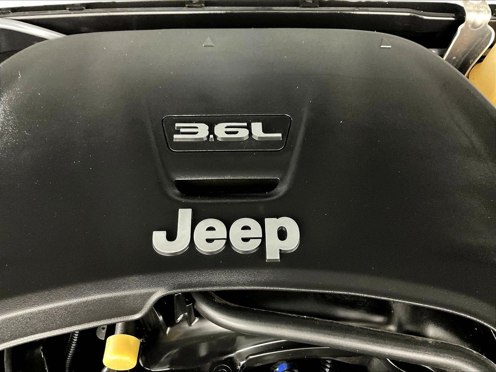 Used 2020 Jeep Wrangler Rubicon w/ LED Lighting Group AWD/4WD image 30