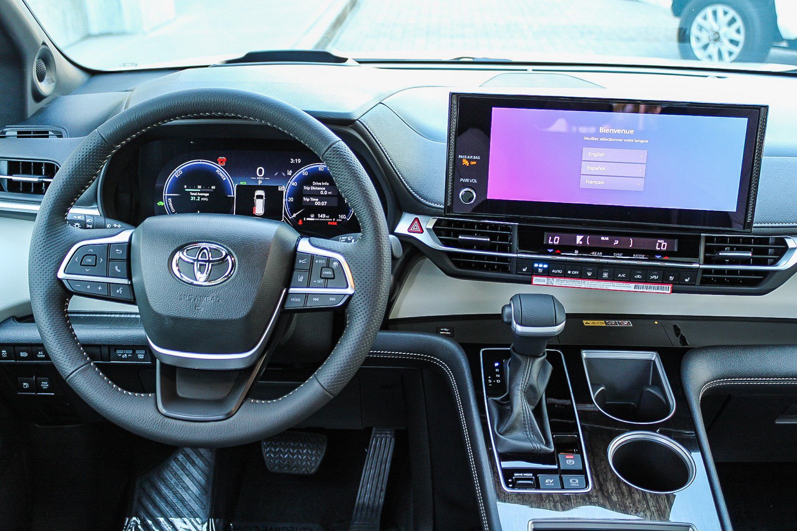 Certified 2026 Toyota Sienna Platinum AWD/4WD image 15