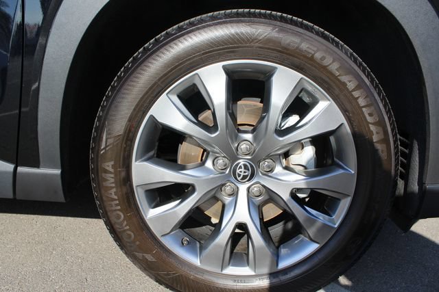 Certified 2025 Toyota Grand Highlander AWD image 13
