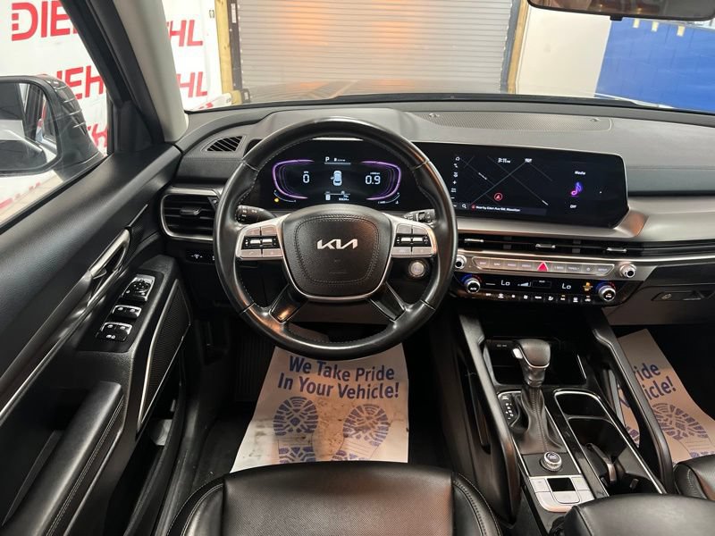 Certified 2024 Kia Telluride LX FWD image 32