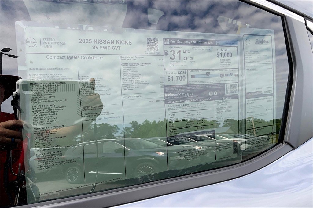 New 2025 Nissan Kicks SV w/ SV Premium Package image 14