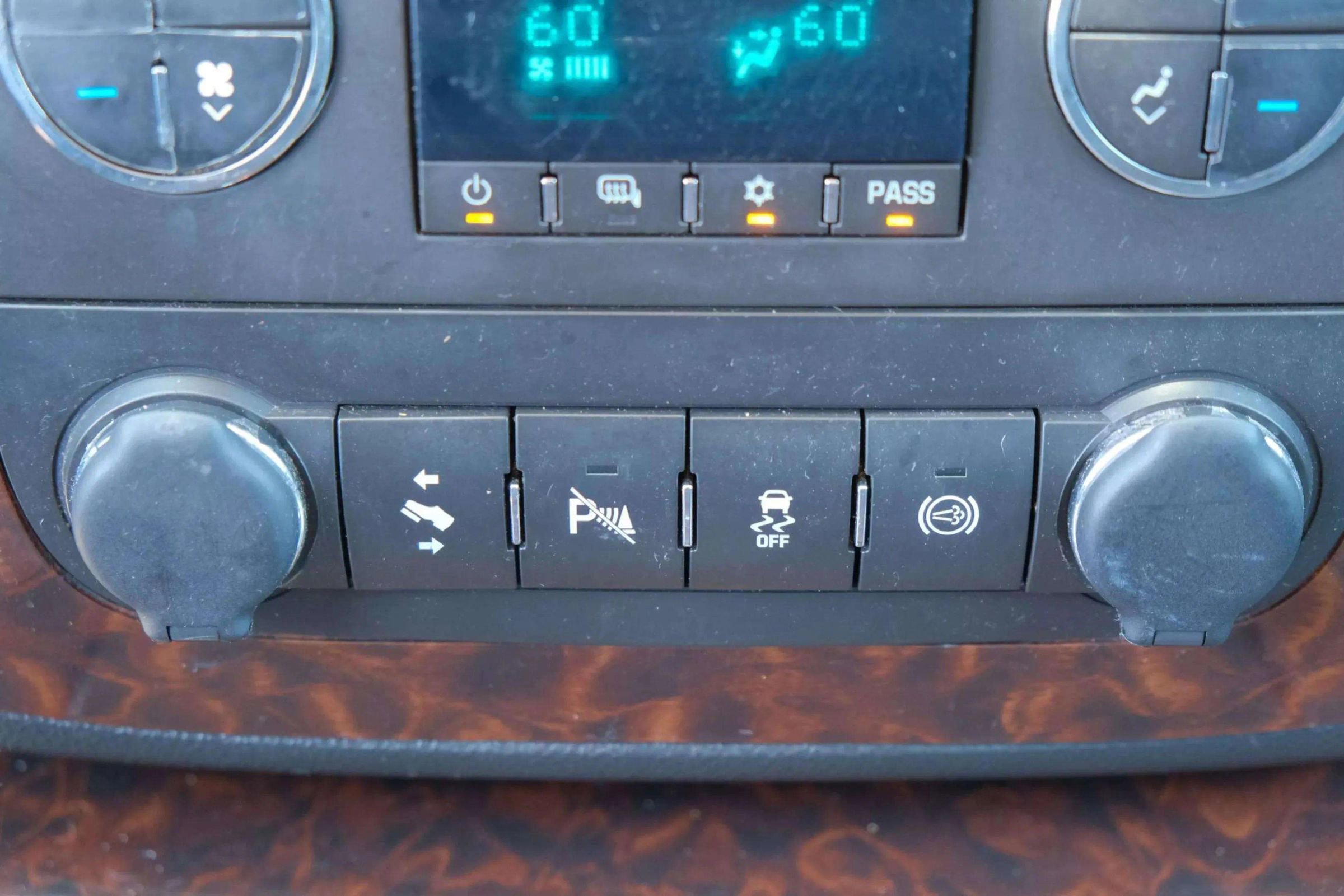 Used 2014 GMC Sierra 2500 Denali image 28