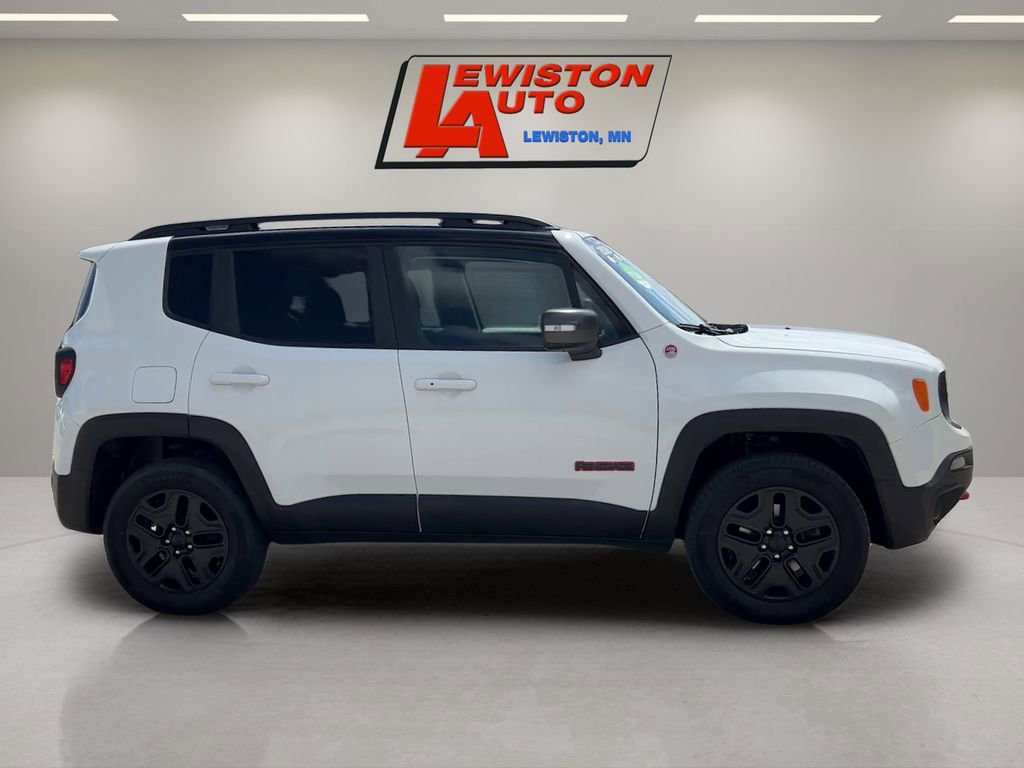 Used 2018 Jeep Renegade Trailhawk image 6