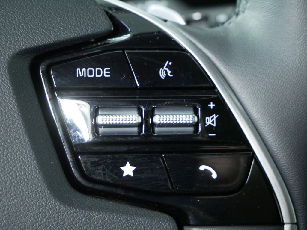 Certified 2023 Kia Niro SX Touring image 25