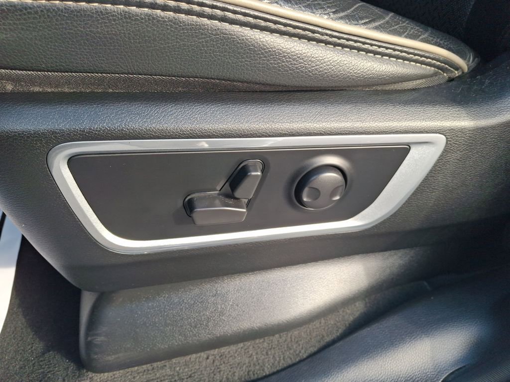 Used 2022 RAM 1500 Laramie image 28