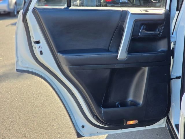 Used 2022 Toyota 4Runner SR5 image 29
