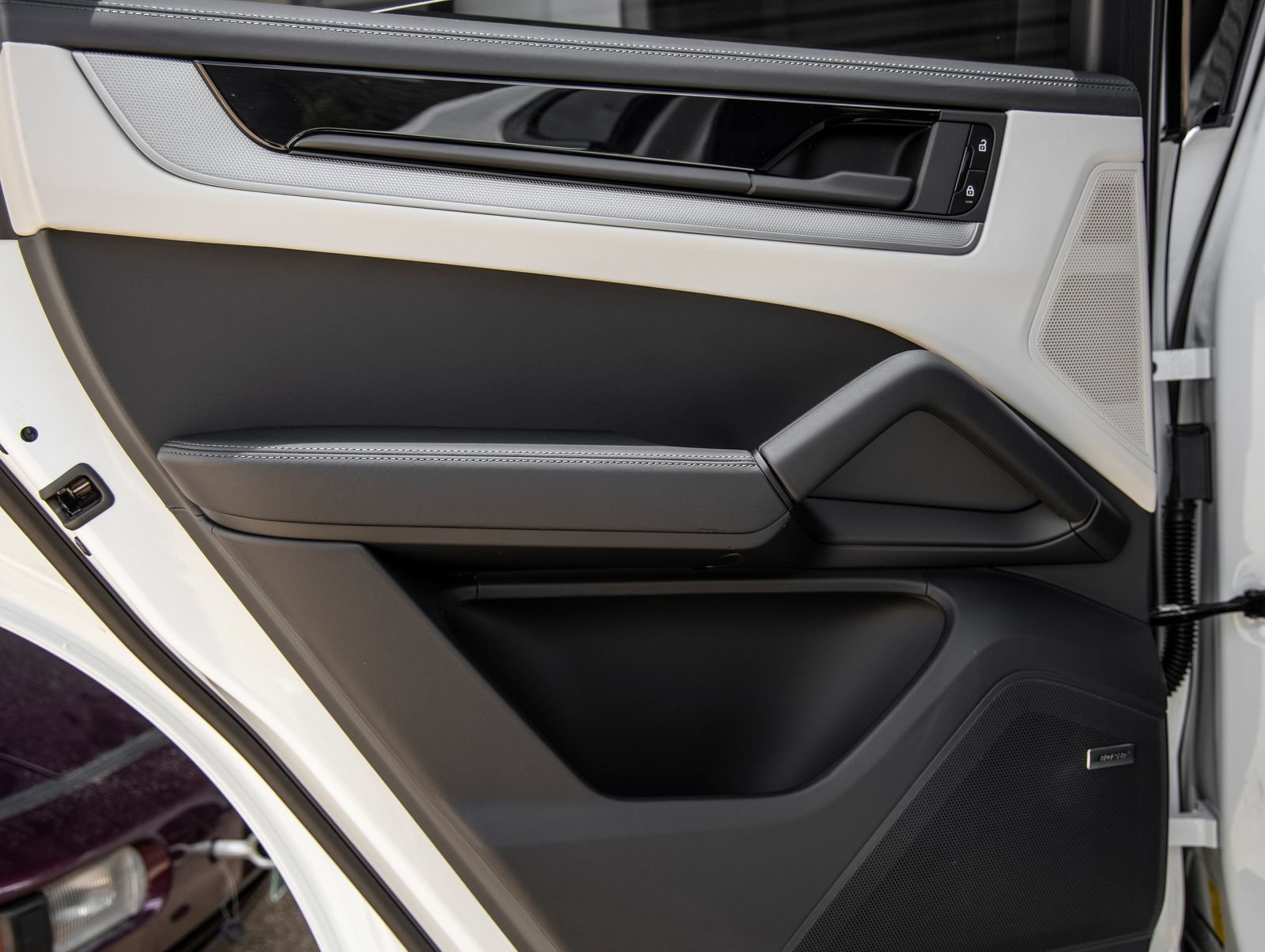 New 2026 Porsche Cayenne S AWD/4WD image 31
