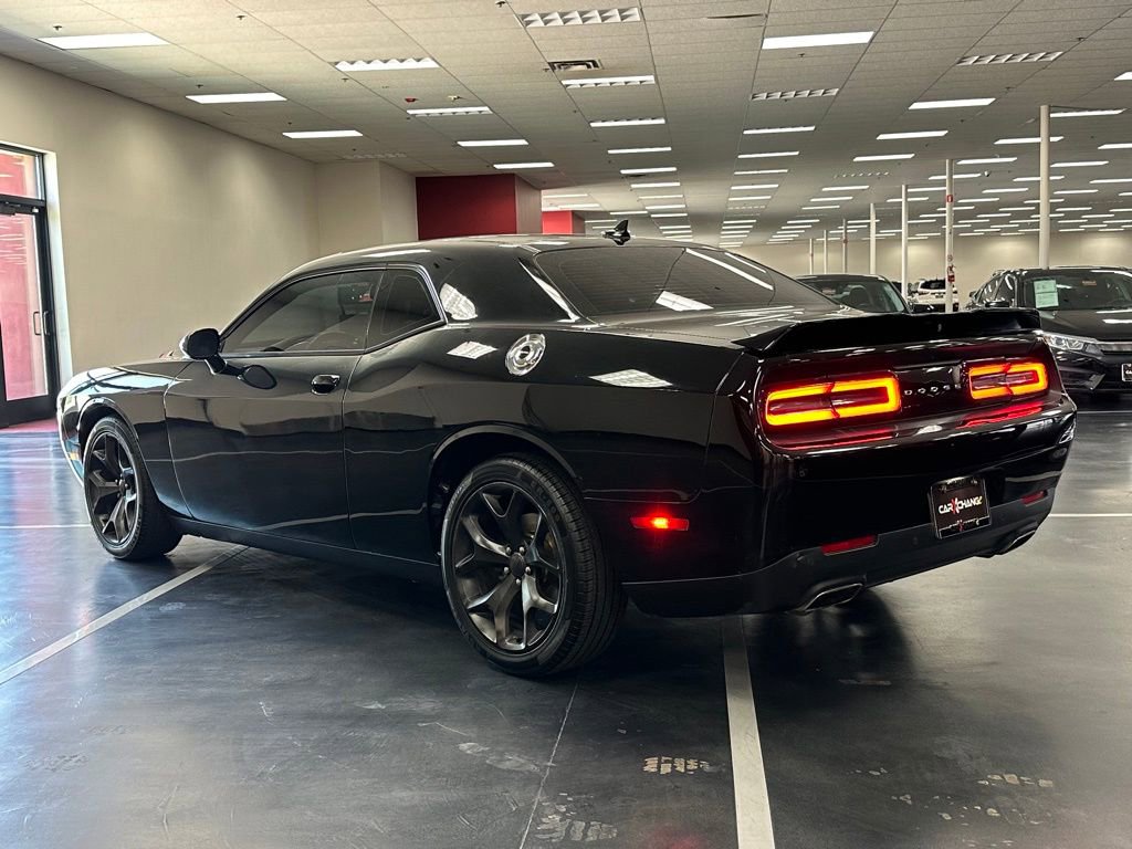 Used 2018 Dodge Challenger SXT Plus image 5