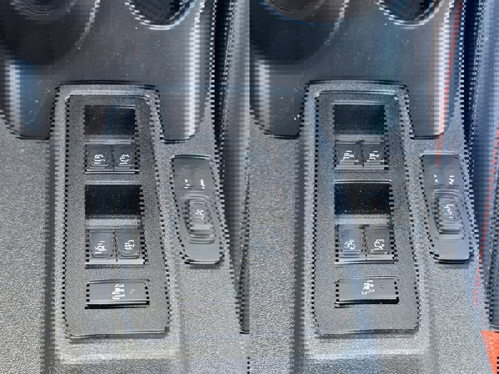 Used 2024 Ford Bronco Raptor w/ Interior Carbon Fiber Pack 6 image 27