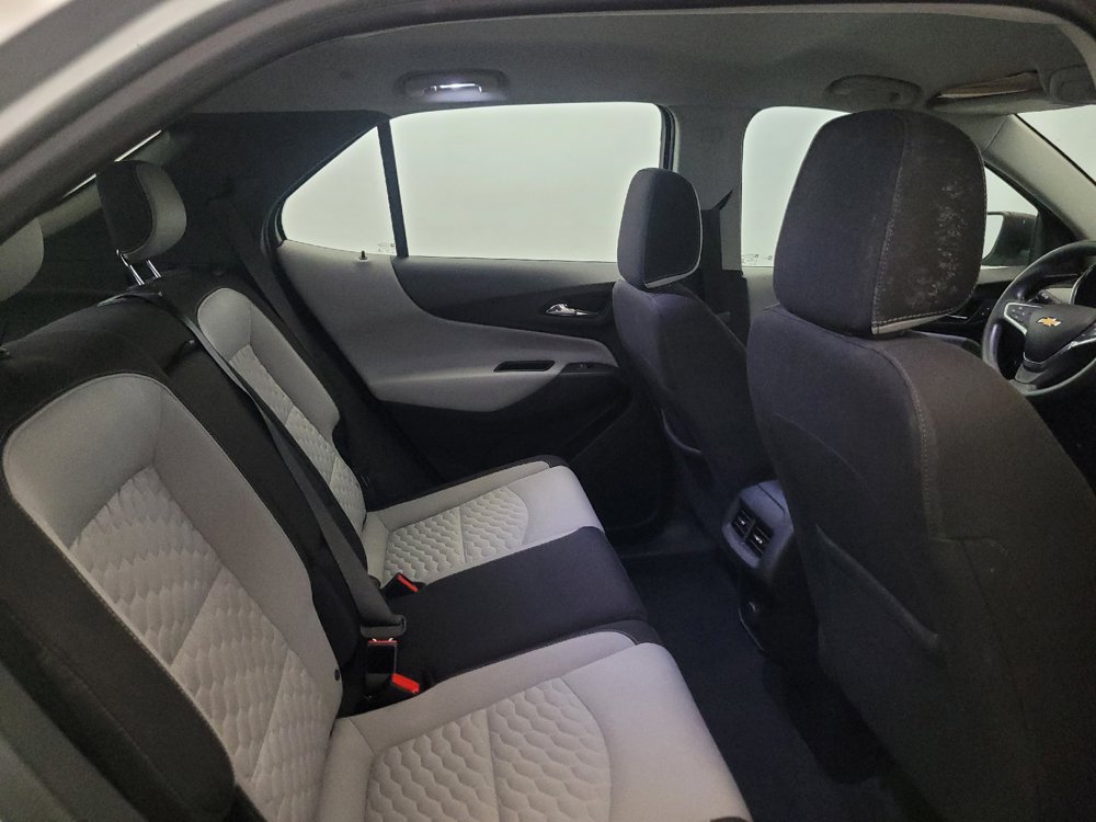 Used 2018 Chevrolet Equinox LS AWD/4WD image 19