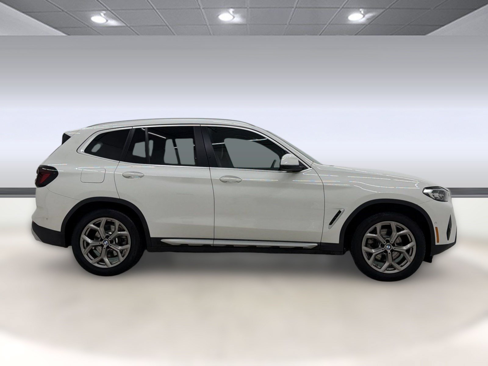 Certified 2024 BMW X3 xDrive30i w/ Premium Package AWD/4WD image 8