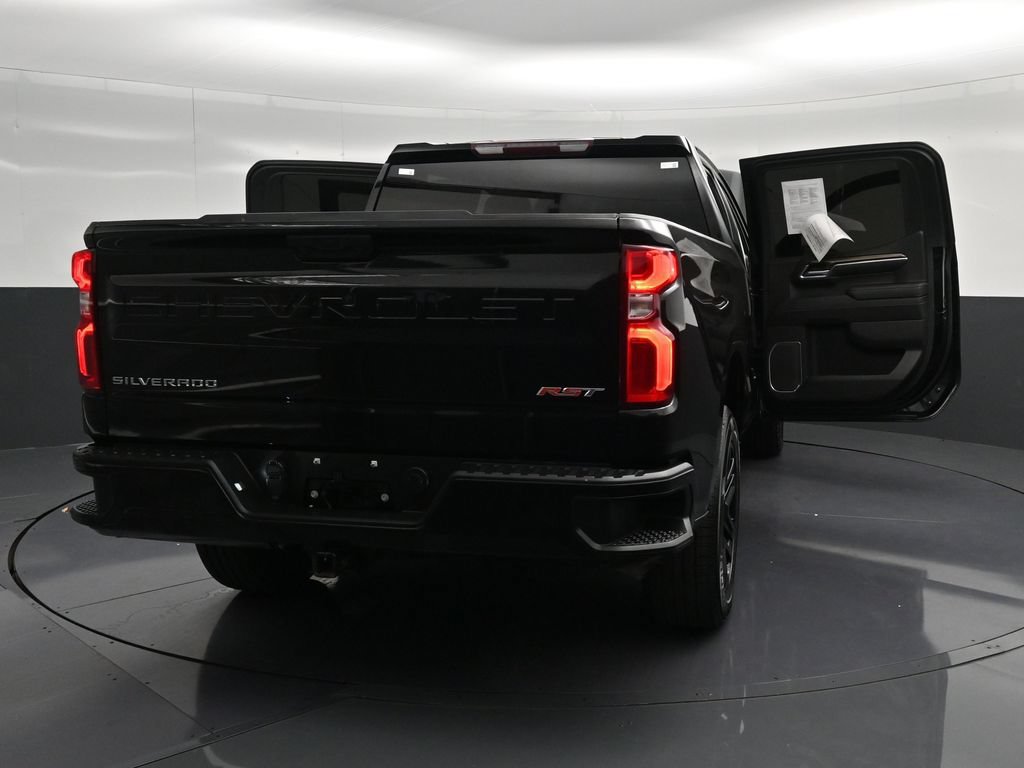 Used 2023 Chevrolet Silverado 1500 RST AWD/4WD image 35