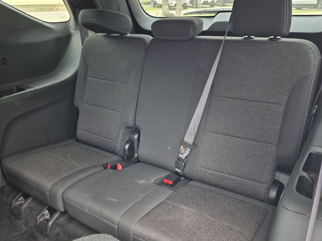 Certified 2025 Chevrolet Traverse LT image 22