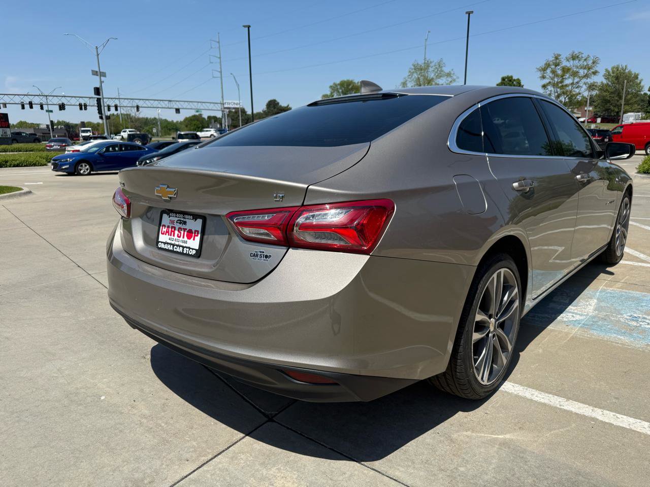 Used 2022 Chevrolet Malibu LT FWD image 6