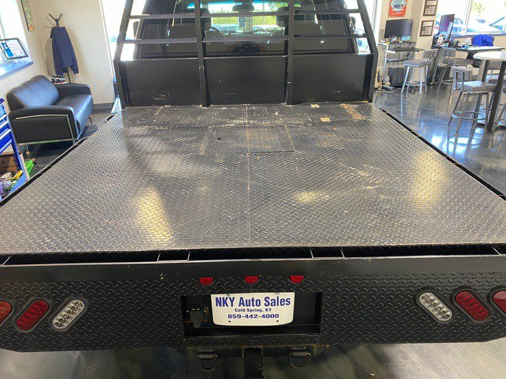Used 2010 Chevrolet Silverado 2500 LTZ w/ LTZ Plus Package AWD/4WD image 5