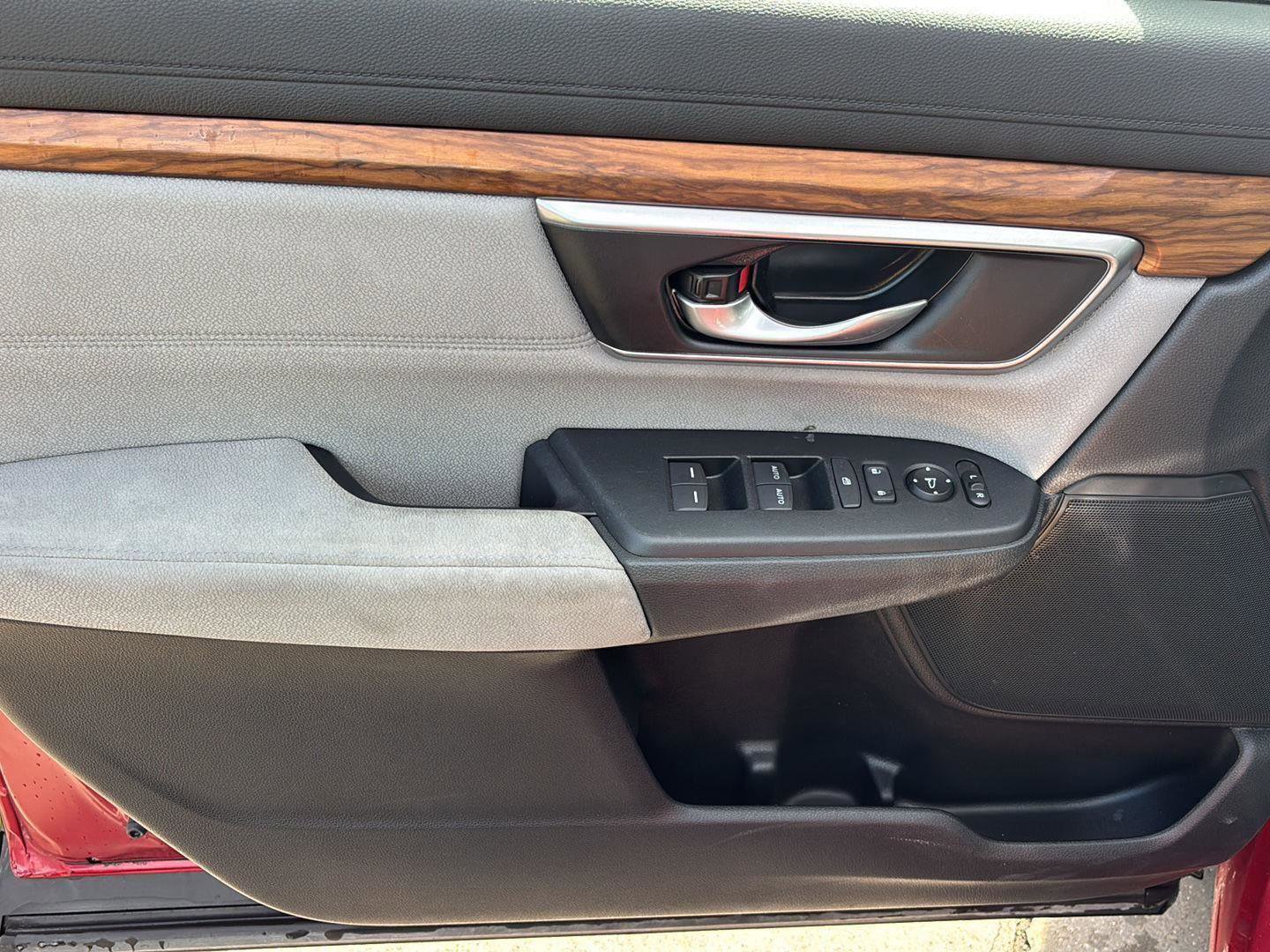 Used 2021 Honda CR-V EX image 14