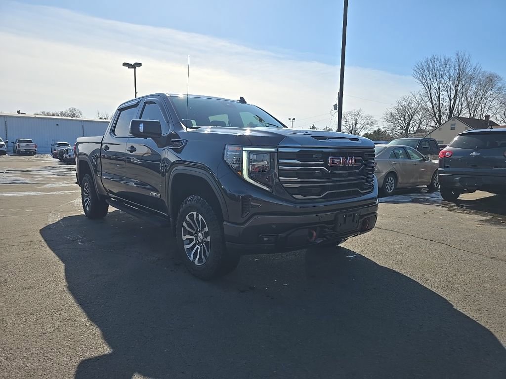 Used 2022 GMC Sierra 1500 AT4 w/ AT4 Premium Package image 4